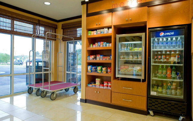 Fairfield Inn & Suites by Marriott Commerce