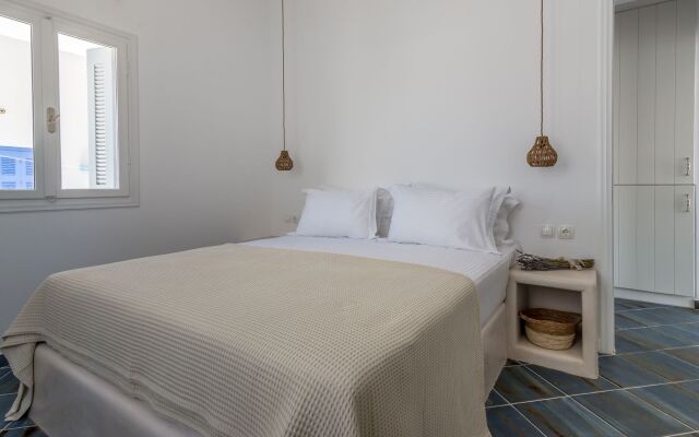 Michalakis Seaside Suites Milos