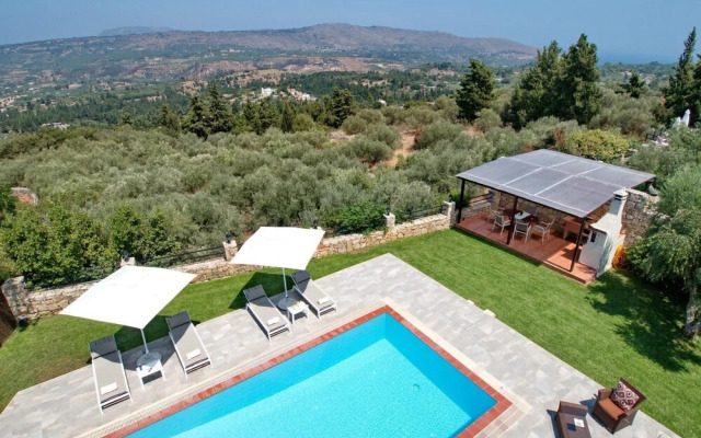 Villa Avra in Vrises