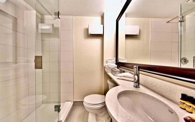 Best Western Plus Montreal Downtown-Hotel Europa