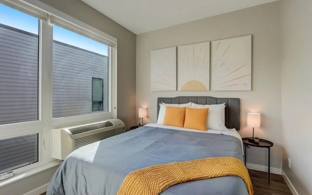 FRONTDESK The Central Apts Minneapolis