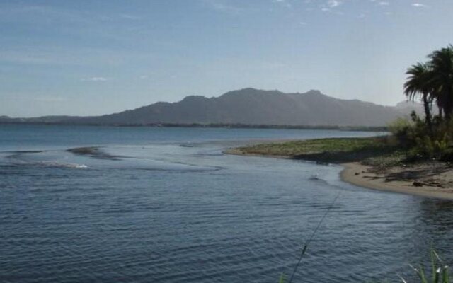 Wailoaloa Beach Resort Fiji