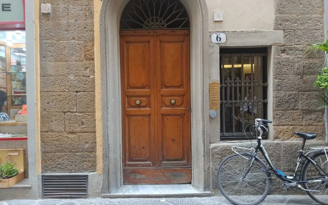 Mamo Florence - St. Elizabeth Tower Apartment