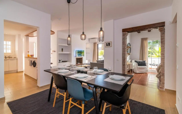 Newly renovated 3 bedroom apt next to Puerto Banús