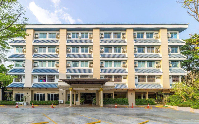 Sakulchai Place Hotel