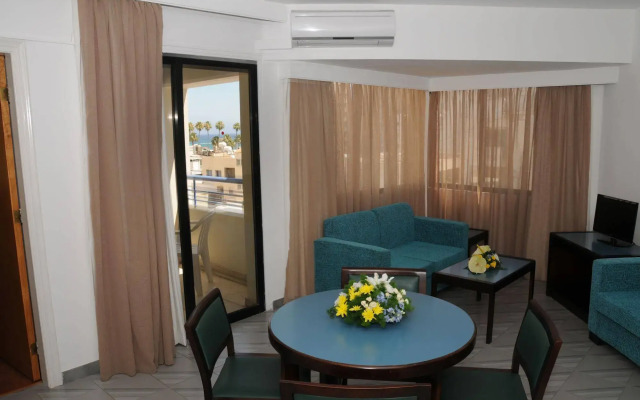 Atrium Zenon Hotel Apartments