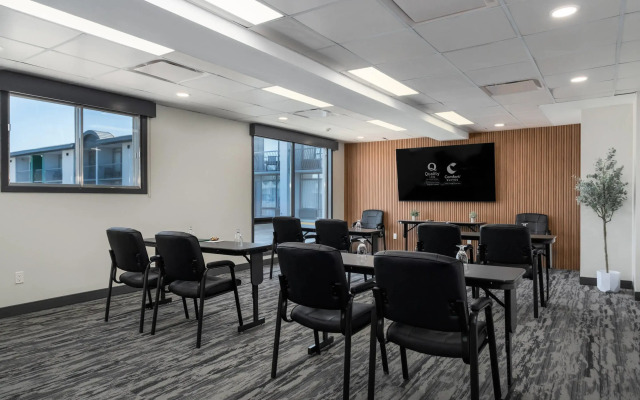 Quality Inn & Conference Centre Kingston Central