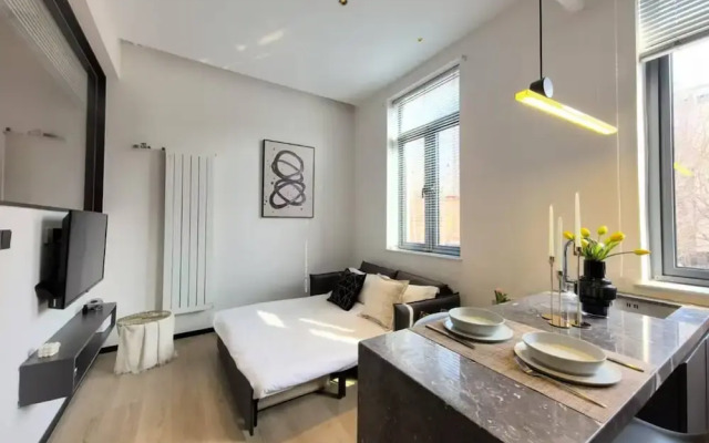 base-Sanlitun Serviced Apartment
