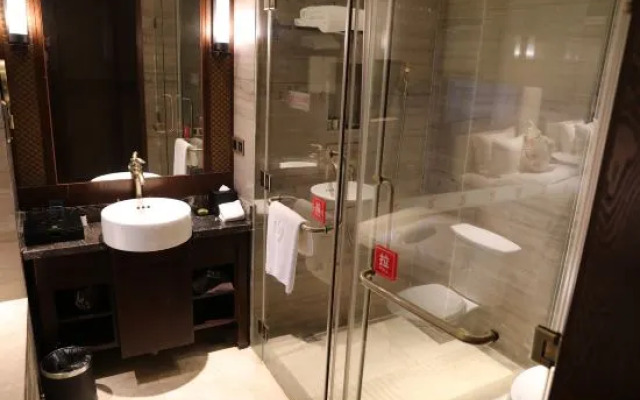 Zhangzhou Longjia Hotel