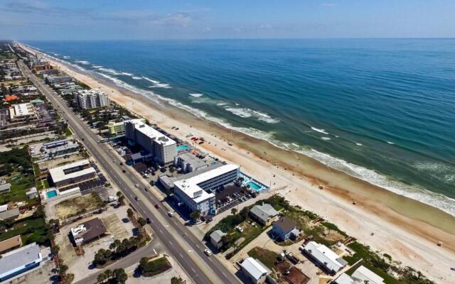 Chateau Mar Beach Resort