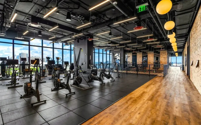 Luxury Studio with City & Bay Views