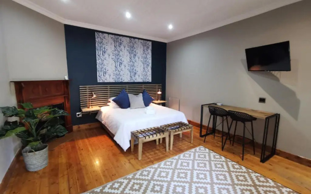 Отель Telos at Connor