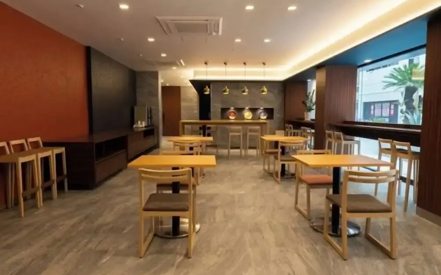 Henn na  Express Osaka Namba Nipponbashi Annex