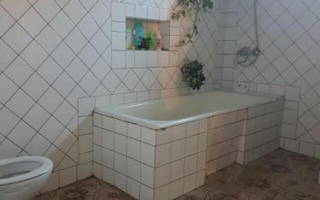 My Moon Hostel Zugdidi