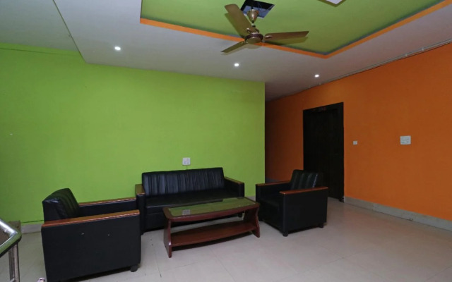 Maa Barabhuja Guest House by OYO Rooms