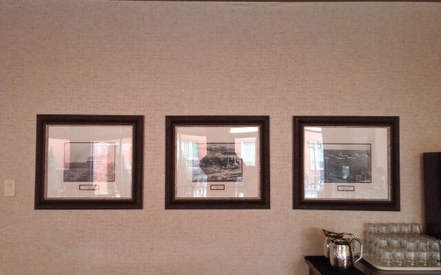 The Kanata Inn Fort Saskatchewan