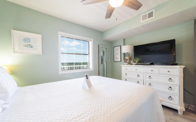 Seaside Beach & Racquet 4708