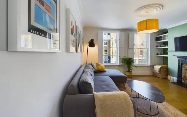 The Dalston Hideout - Captivating 2bdr Flat, London