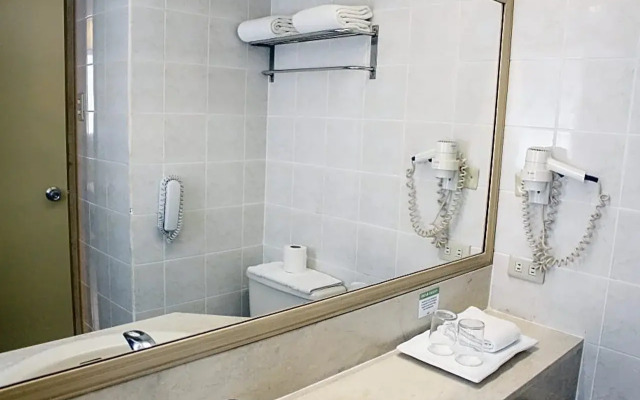 Executive Hotel