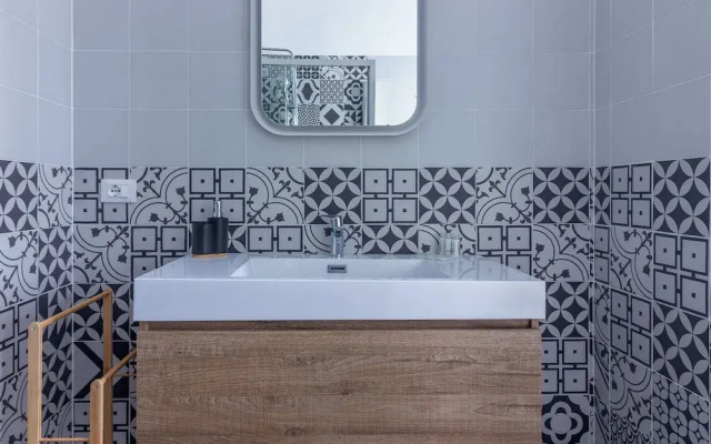 HouSmart Donato Creti 75