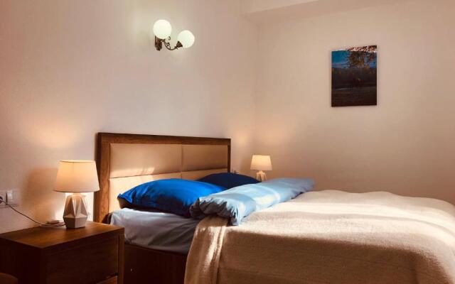 Apartment on Marjanishvili in Tbilisi