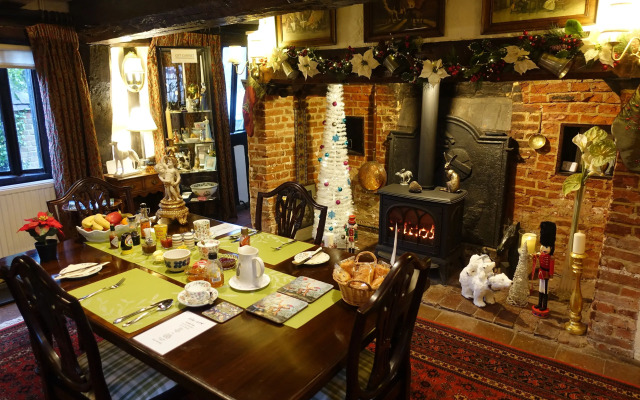Greyhound Cottage