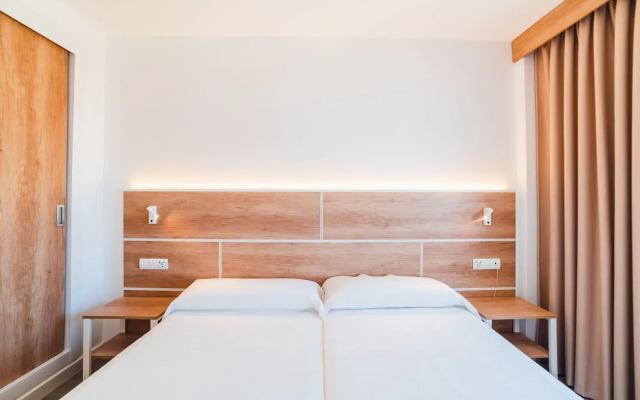 Beach Star Ibiza Hotel