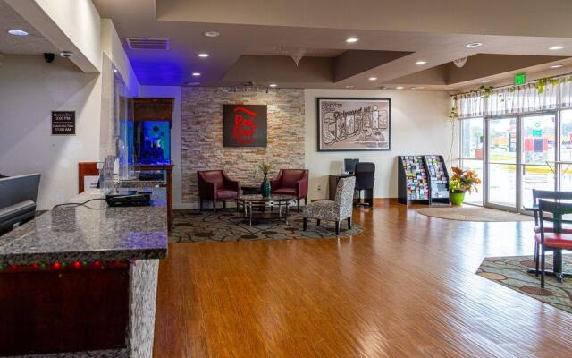 Red Roof Inn Savannah - Richmond Hill/ I-95