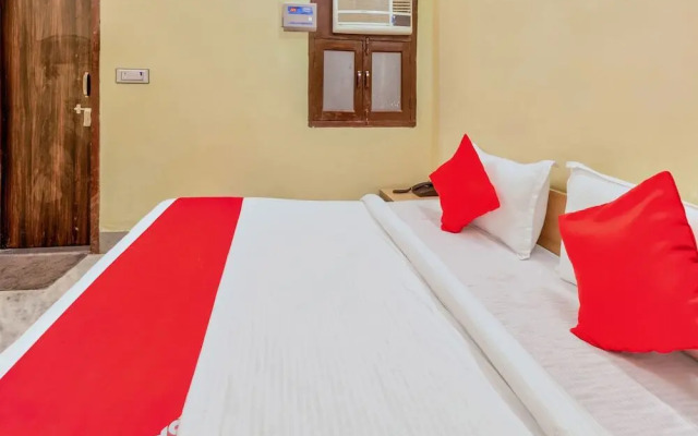 Yadav House by OYO Rooms
