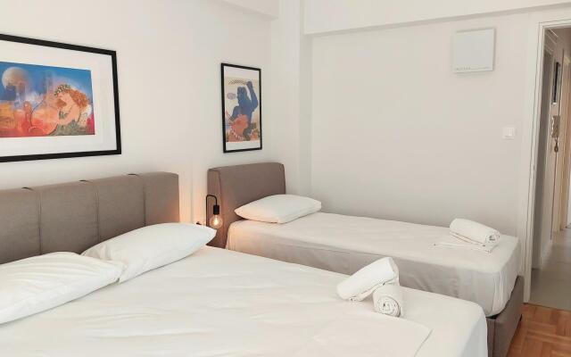 Modern Apartment in Acropolis Museum