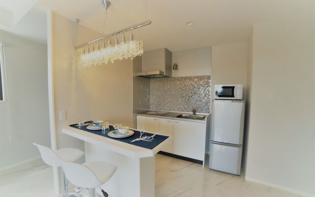 Hotel 385