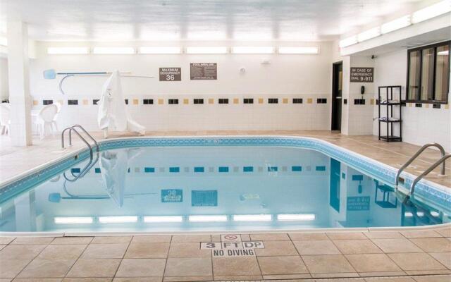 Comfort Suites Saginaw