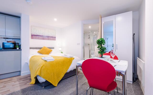 City Centre Cosy Studio Apartments