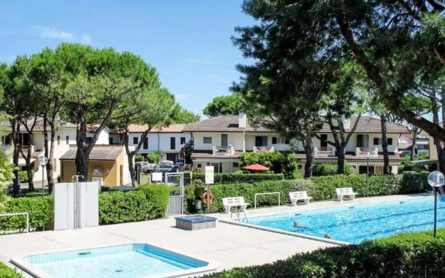 Pleasant Villa in Porto Santa Margherita