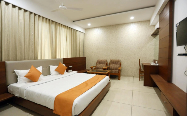 OYO 9687 Hotel Avista