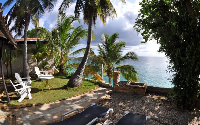 Sun Reef Village on Sea