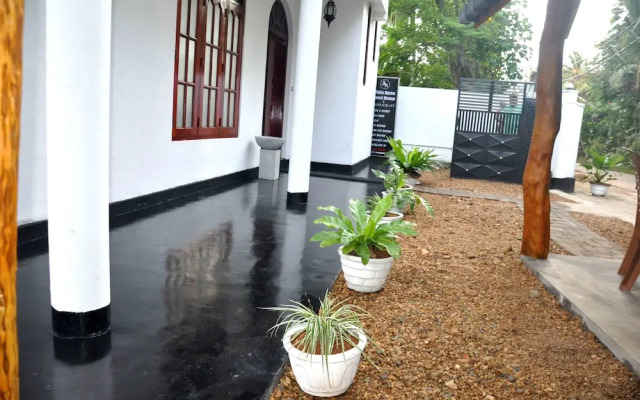 White Horse Guesthouse