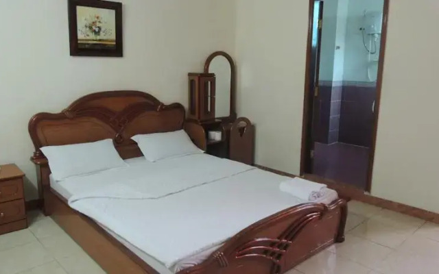 Tan Quyen Hotel