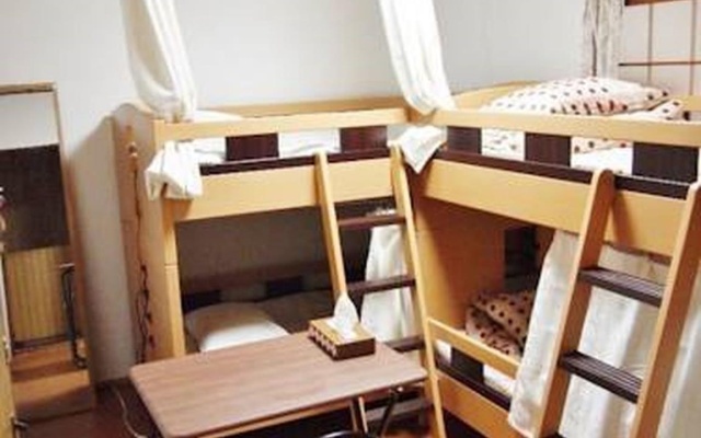 기숙사 내 침대 (여성용 기숙사) 사진 3