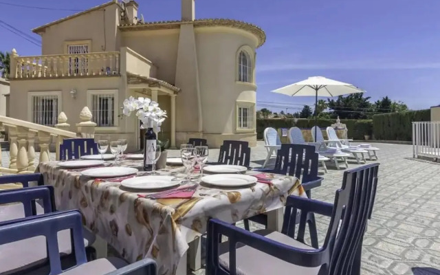 Charming Holiday Home in Calpe With Barbeque