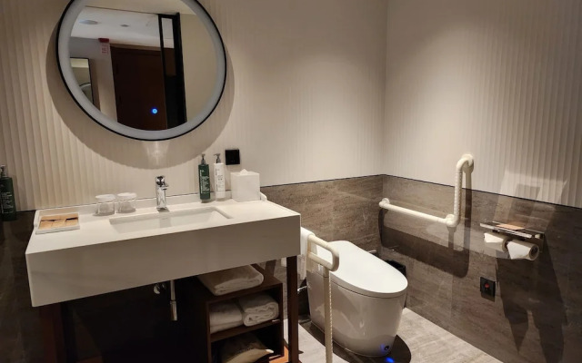 Hilton Garden Inn Beihai Jiafu