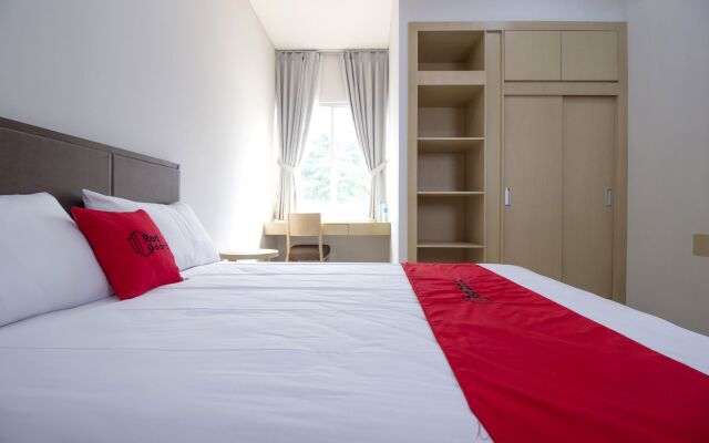 RedDoorz Plus @ SCBD