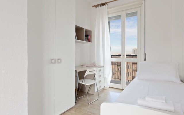 Bright and Cosy Three-rooms Apartment - Corso Lodi 47