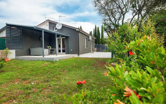 Holiday House Sandi