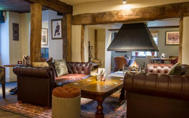 Innkeeper's Lodge Huddersfield, Kirkburton