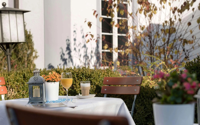 TRYP by Wyndham Munich North