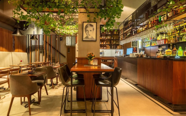 SQUARE by Margo Hotel