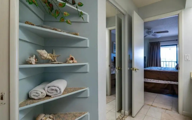 Bridgeport Condo 211