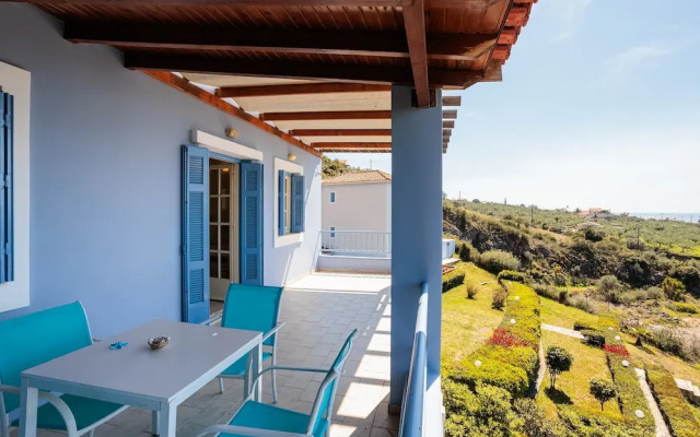 Modern Seaview Nest With Pool Panoramic Views