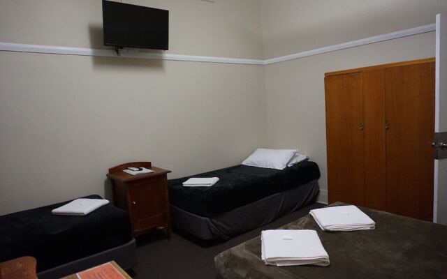 Castlereagh Hotel